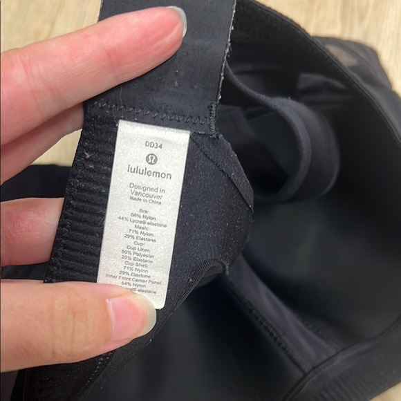 Lululemon Black Sports Bra - Picture 4 of 5